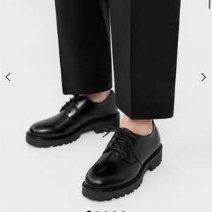 Vagabond Women’s Black Kenova Loafers
US 7